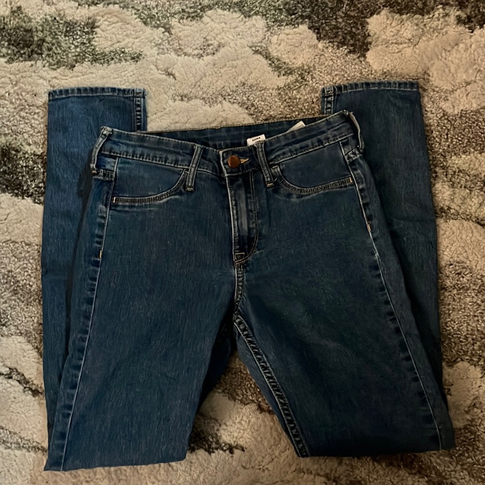 H&m denim jeans size 26 in good condition.